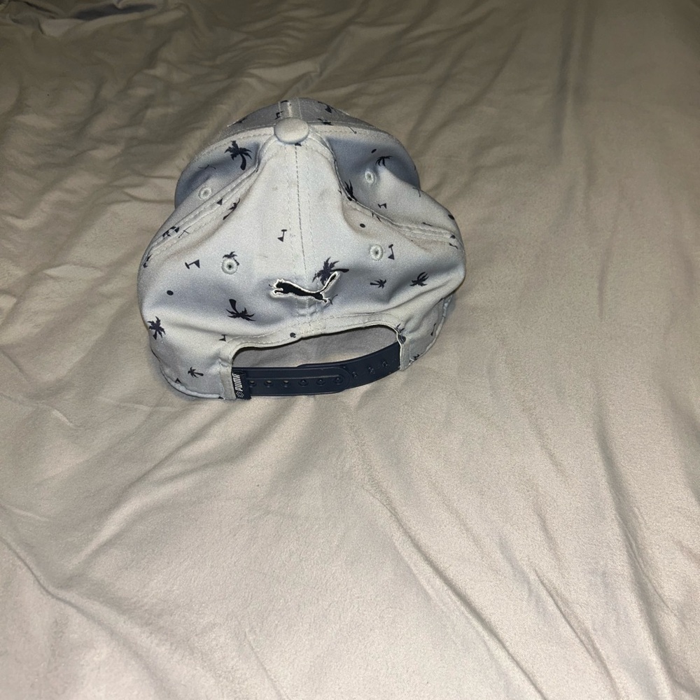 Puma hat - Picture 2 of 2